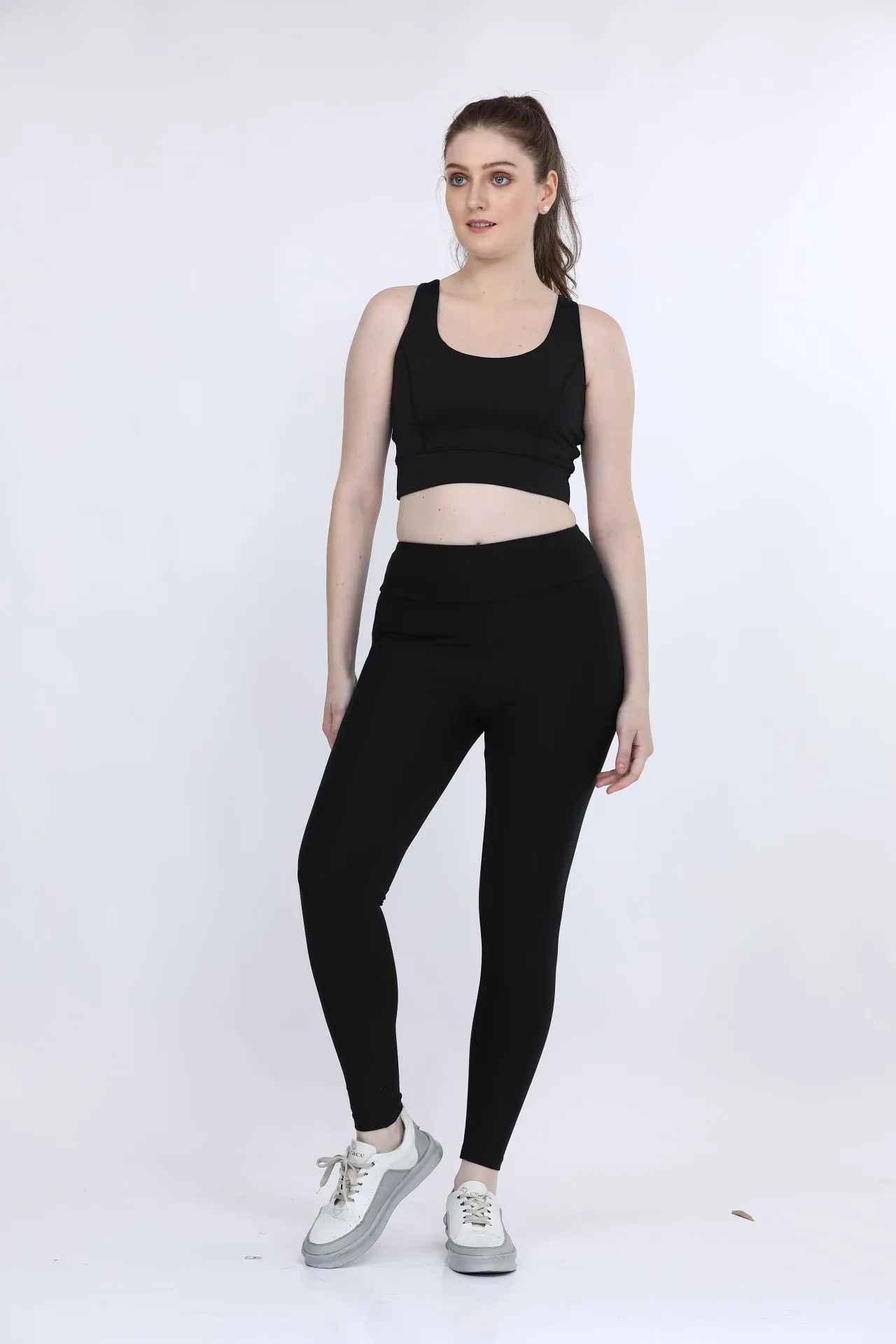 Black Skin-Fit Stretch Yoga Pants