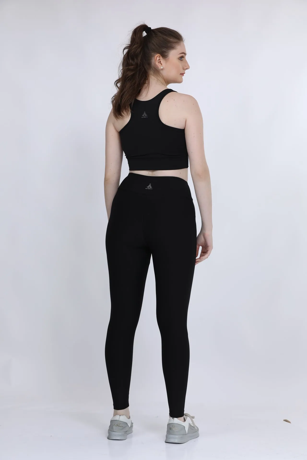 Black Skin-Fit Stretch Yoga Pants